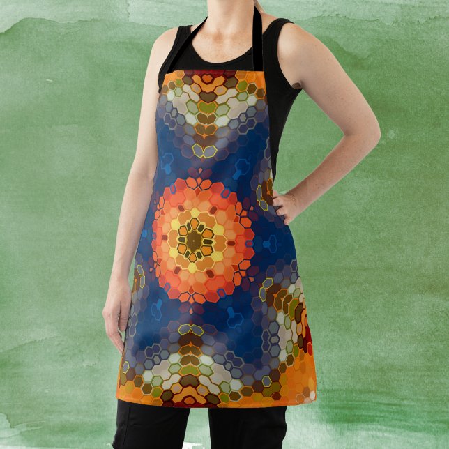 Delantal Hex Mandala Naranja azul y rojo (Blue Orange and Red Hexagon Mandala Apron by Wormhole Orbital)