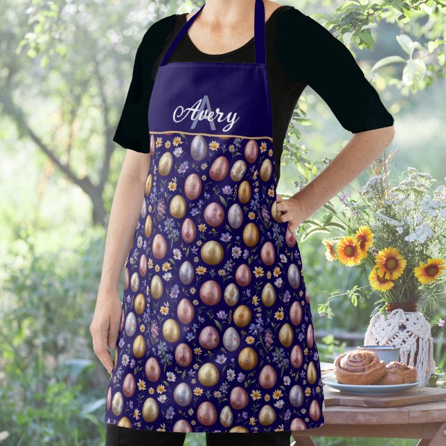 Delantal Huevos de Pascua Colorful Stylish Monogramado (A monogrammed kitchen apron, patterned with colorful Easter eggs)