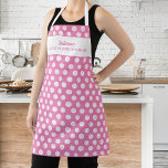 Delantal Humor divertido de bolas de bolas de rosa personal<br><div class="desc">El delantal perfecto para los amantes de las cocinas, tanto en casa como en las canchas de pickleball. El diseño presenta un patrón de bolas de picnic blancas colocadas sobre un fondo rosado - cambia fácilmente el color de fondo. Añadir un nombre, texto personalizado, nombre del club, etc. Excelente como...</div>