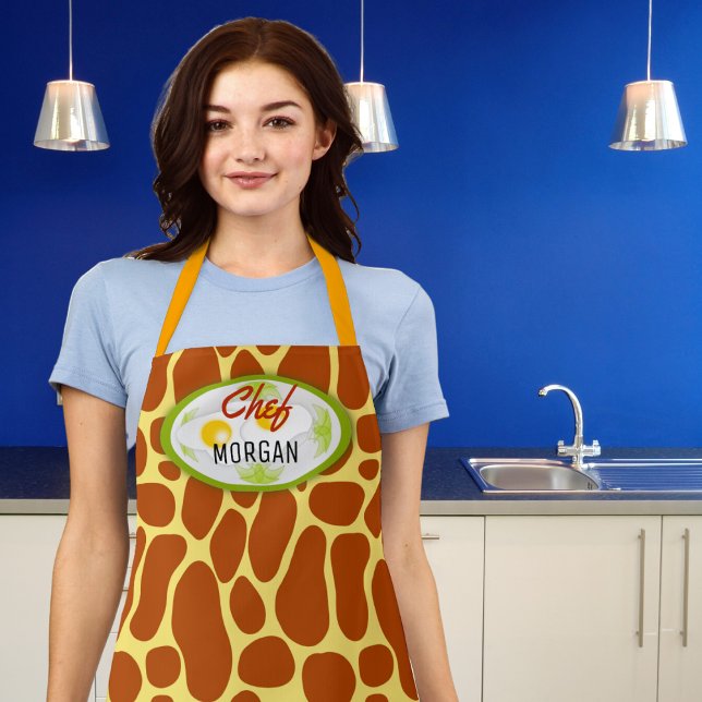 Delantal Impresión de una jirafa de safari africano (Cook in style and with a sense of humor with our fun customizable apron. )