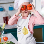 Delantal Infantil Cita moderna divertida de limón amarillo<br><div class="desc">Cita moderna divertida de limón amarillo</div>