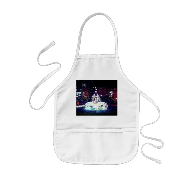 Delantal Infantil Decoraciones en el parque (Frente)