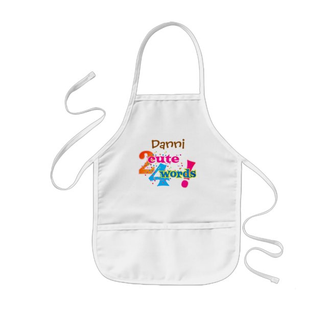 Delantal Infantil Demasiado curado para palabras texto con su nombre (Frente)