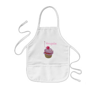 Delantal Infantil Magdalena y corazones rosados