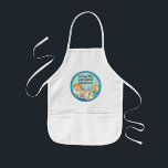 Delantal Infantil Niños de Apron Zeevie y amigos de Hanukkah Blu<br><div class="desc">Un azul Hanukkah, delantal para niños. Este delantal de "Zeevie and Friends" (Zeevie y amigos) hace un regalo maravilloso para cualquier niño este Chanukah. ¡Úsalo para cocinar, hacer artesanías o jugar para hacer el día de cualquier niño! Personalice borrando texto y agregando el suyo propio. Elija su estilo de fuente,...</div>