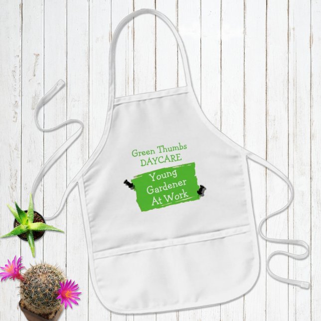 Delantal Infantil Personalizado Artista de cuidado diurno Papel de b (Try to keep the kids clothes clean with a fun personalized apron in one of three colors. )