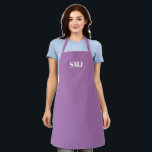 Delantal Iniciales de monograma personalizado moderno lavan<br><div class="desc">Las iniciales del monograma personalizado moderno lavanda blanco Apron. letras blancas,  fondo azul marino. puedes elegir tu color correa gran regalo para mamá,  papá,  amigos y tú mismo! Diseño moderno,  minimalista,  sencillo y elegante. Excelente para cocineros,  chefs,  cerámica,  artesanía,  trabajo,  cocina,  horneado,  barbacoa,  parrilladas,  comercios y tiendas,  etc.</div>