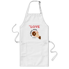 DELANTAL LARGO AMOR EN LA PRIMERA MADERA