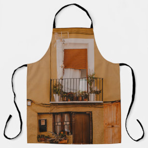 DELANTAL MARRÓN DE VENTANA DE MADERA MARRÓN CON PLANTAS VER