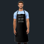 Delantal Mejor papá jamás negro y gris moderno tipográfico<br><div class="desc">Mejor Papá siempre negro y gris Modern typography grill bbq cocina Apron. Texto gris,  fondo plano sólido negro. Compruebe el resto de la colección para buscar elementos de coordinación coincidentes.</div>