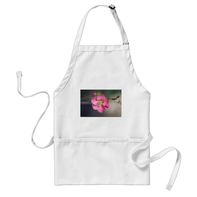 Delantal Membrillo Florecido Rosa Perfecto (Frente)