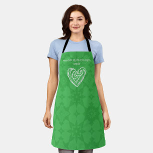 Delantal Mi corazón late por diseños de amante de la comida