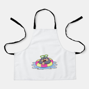 Delantal Mole en Natación con anillo de natación.PNG