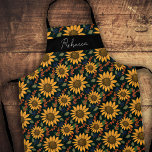 Delantal Monograma Apron, un Personalizado de girasol ruso<br><div class="desc">Flores de agua,  arte rústico de Valarie Wade. Se puede cambiar el color de fondo. Opción Monograma y Nombre personalizado. Perfecto para divertirse en la cocina.</div>