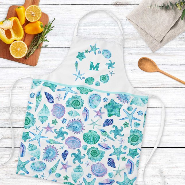 Delantal Monograma de marea azul acuática y pez estelar (Watercolor Blue Seashells and Starfish Monogram Apron)