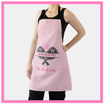 Delantal Monograma de nombre personalizado Gal Paddles de b<br><div class="desc">Pickleball Gal ciertamente se merece un delantal que cuenta la historia — le encanta jugar y "la buena vida" hace esa declaración para ella. Sus iniciales / monograma sobre las palas y su nombre en la parte inferior. Divertido y único. Por ti mismo o hace un regalo maravilloso. Cualquier pregunta...</div>