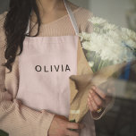 Delantal Monograma rosa y nombre personalizado | Personaliz<br><div class="desc">Cocine, pasteles o parrilladas con estilo con este elegante delantal personalizado. Con un diseño rosa pastel de moda con un monograma de personalizable y un nombre, este delantal es práctico y de moda. Perfecto para cocineros caseros, panaderos o maestros de parrilladas, ofrece cobertura completa y correas ajustables para un ajuste...</div>