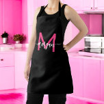Delantal Monograma tipográfico moderno de color blanco y ne<br><div class="desc">Eleva tu estilo de cocina con nuestro Monograma Minimal Pink Moderno Typográfico Moderno! Con un diseño minimalista y elegante en negrita rosa cálido, este delantal se personaliza con tu monograma en una moderna tipografía. Perfecto para cocinar, cocinar o asar, combina la moda y la función con correas ajustables y tejido...</div>