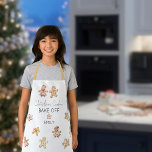 Delantal Navidades Cookie Gingerbread Man hace falta su nom<br><div class="desc">Navidades Cookie Gingerbread Hombre Doble Nombre para sus Navidades Cookie Bake Un diseño moderno con un patrón de galletas y de pan de especias. Navidades Cookies está en un guión moderno. Fácilmente personalizable con el nombre.</div>