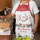 Delantal Navidades elegantes monograma de familia floral ro<br><div class="desc">Rústicas y elegantes cortinajes de ciervos y acuarela estacional floral monogramada familia personalizada Feliz Navidad y el delantal tradicional de la abuela con texto completamente editable.             Fácil de personalizar con el nombre de la familia,  el inicial,  el texto y el año.</div>
