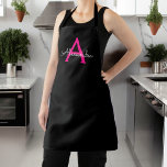 Delantal Nombre del Monograma de Giro del Guión Negro Calie<br><div class="desc">Nombre de monograma negro y rosado caliente Apron. Esto hace que el dulce perfecto cumpleaños 16,  boda,  ducha de novia,  aniversario,  ducha de bebé o fiesta de soltera sea regalo para alguien que ama el lujo glam y los estilos de moda.</div>
