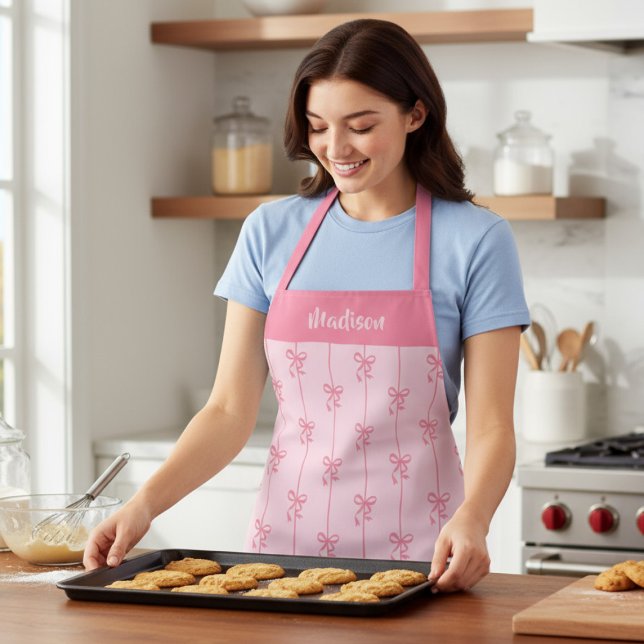 Delantal Nombre personalizado moderno de la chica rosada de (Subido por el creador)