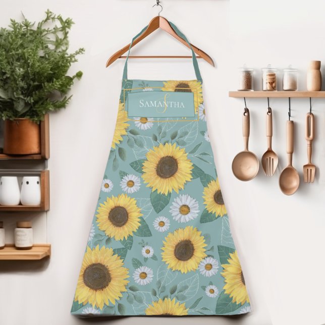 Delantal País Amarillo Girasol Monograma Nombre Apron (Indulge in the sunflower charm of our Womens apron.  Cook in style and let your name shine!)