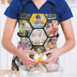 Delantal Patrón de hexágono moderno y simple de varios Coll<br><div class="desc">El modelo de cocina personalizada multiCollage de fotos Hexagon Hexagon Modern Hexagon Honeycomb incluye un collage de fotos de tus fotos favoritas en forma de hexágono. Perfecto para regalos para cumpleaños, Navidades, Día de la Madre, Día del Padre, Abuelos, hermano, hermana, mejor amigo y más. FOTO TIP: centra tus fotos...</div>