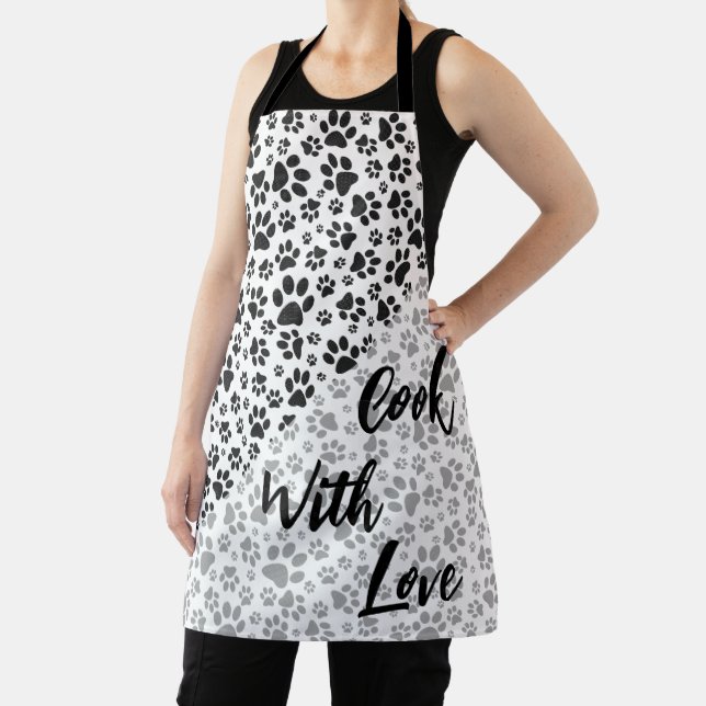 Delantal Perro Paws Black and White Polka Dot Apron (in situ)
