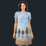 Delantal Personaliza tu foto con texto Personalizado<br><div class="desc">Aprones de texto y fotos de personalizado - Único su propio diseño - Familia personalizada / Amigos o regalo personal de Apron - Añadir su texto y foto - Redimensionar y mover o eliminar / añadir elementos / texto con la herramienta Personalización ! Elija fuentes / tamaño / color! Buena...</div>