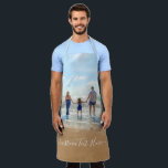 Delantal Personaliza tu foto con texto Personalizado<br><div class="desc">Aprones de texto y fotos de personalizado - Única tu propio diseño - Papá personalizado / mamá / familia / amigos o regalo personal de Apron - Añadir tu texto y foto - Redimensionar y mover o eliminar / añadir elementos - imagen / texto con herramienta de personalización ! Elija...</div>