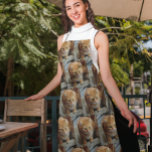 Delantal Plantilla de fotografía de perro de Mascota de fam<br><div class="desc">Este diseño se puede personalizar eligiendo la opción personalizar para añadir texto o realizar otros cambios. Si este producto tiene la opción de transferir el diseño a otro artículo, asegúrese de ajustar el diseño para que se ajuste si es necesario. Contáctame en colorflowcreations@gmail.com si deseas tener este diseño en otro...</div>
