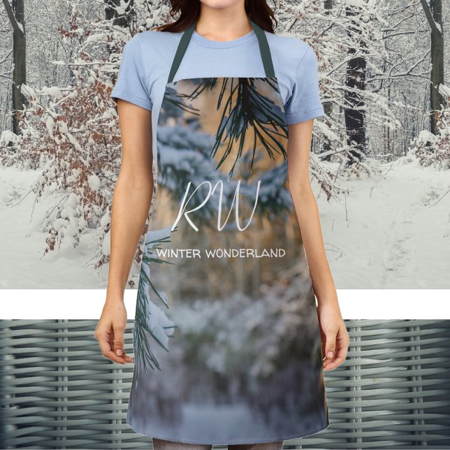 Delantal Ramas de pino cubiertas de nieve (Subido por el creador)