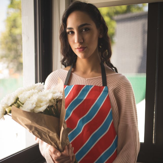 Delantal Rayas diagonales rojas (Subido por el creador)