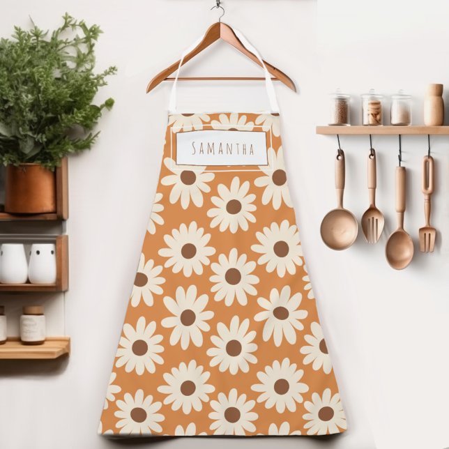 Delantal Retro Daisy Floral Nombre Apron (Whether you're baking, painting, or gardening, this personalized apron adds flowers to your day!)