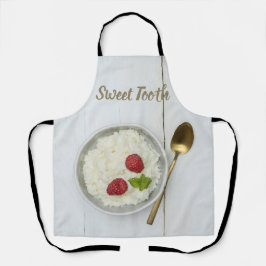 Delantal Ropa de arroz dulce con postre de frambuesas