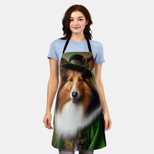 Delantal Rough Collie Dog in St. Patrick's Day Vress (Gastado)