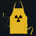 Delantal Símbolos Trefoil Radiación Cook Funny<br><div class="desc">Crea un regalo personalizado para tu cocinero favorito. Un divertido delantal para advertir a los clientes que coman a su propio riesgo. Un regalo humorístico si alguien es un gran cocinero. Tal vez sea un cocinero ofensivo para alguien cuyas habilidades de cocina no son tan grandiosas. El diseño se basa...</div>
