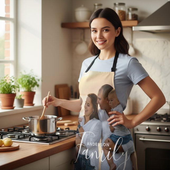 Delantal Simple Modern Photo Template Custom Family Name (Subido por el creador)