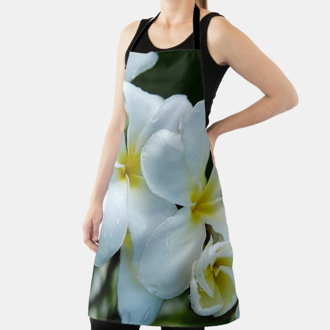 Delantal Sleek elegance: the white frangipani flower (in situ)