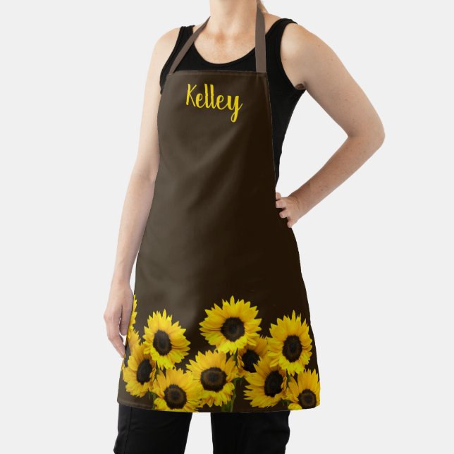 Delantal Sunflowers Brown Personalizado (in situ)