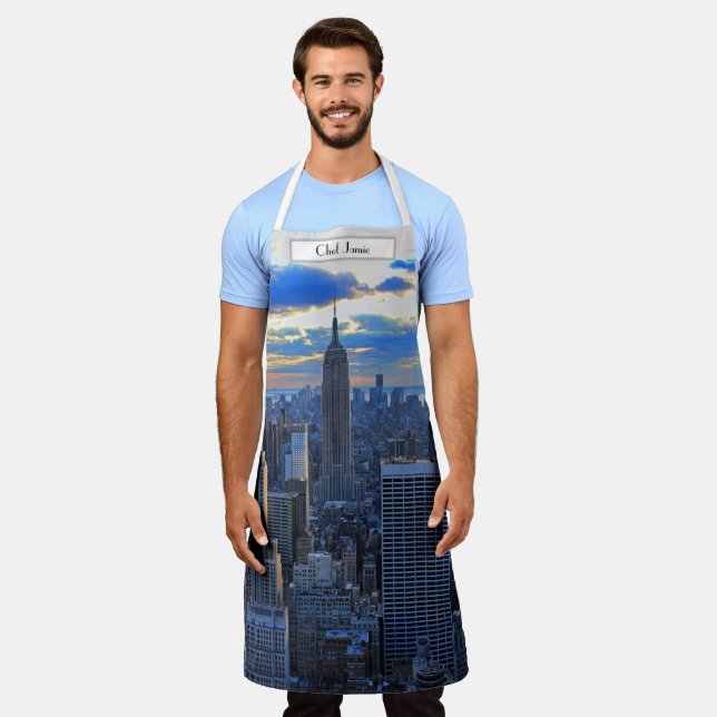 Delantal Tarde por la tarde NYC Skyline mientras la puesta  (Gastado)