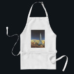 Delantal Vintage Science Fiction Desert Planet con cohetes<br><div class="desc">Ilustracion vintage futurista en el espacio exterior y planetas ciencia ficción imagen del cohete. Un cohete de ciencia ficción de viajes y transporte retro en un planeta extranjero o una luna con astronautas explorando el terreno en este desconocido mundo extraterrestre. Un clásico de los años 50: el diseño de ciencia...</div>