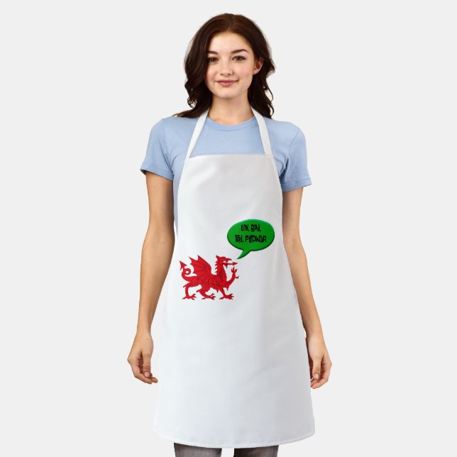 Delantal Welsh dragon counting to four in Welsh (Gastado)