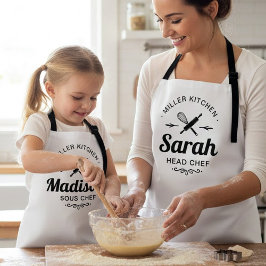 Delantales de cocina para familias a juego con nom
