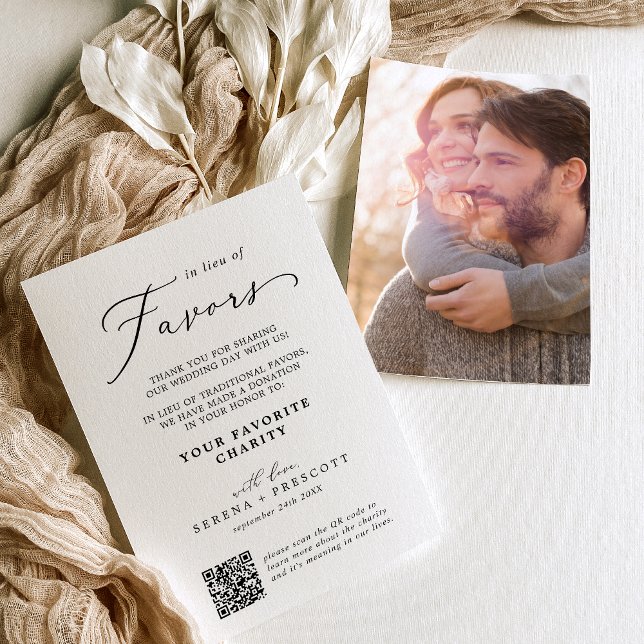 Delicado negro y blanco en lugar de la tarjeta de  (Delicate Black and White In Lieu Of Favors Card)