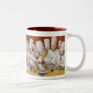 Demasiados cocineros en la taza de la cocina
