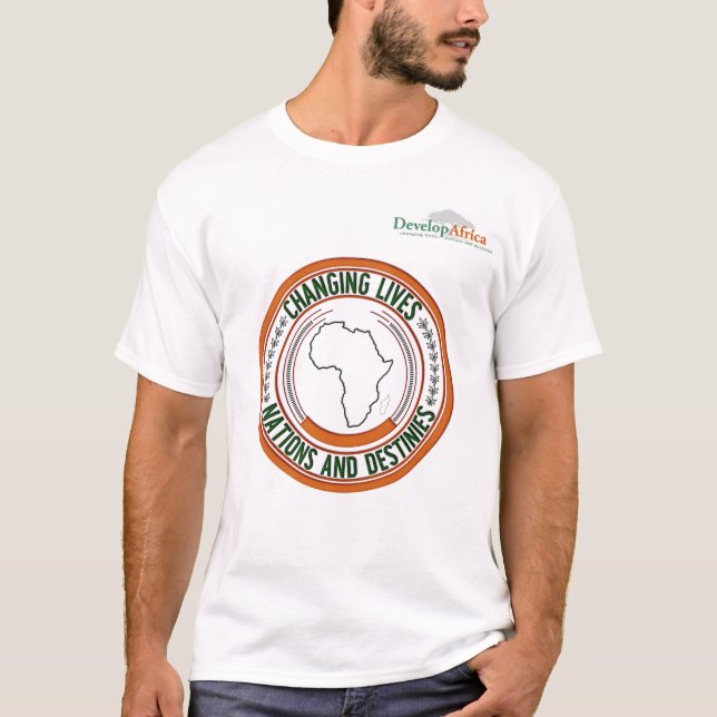 Desarrolle la camiseta de África con el escudo (Anverso)