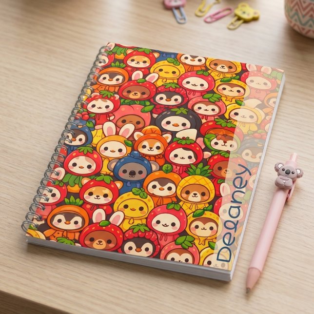 Desfile de Amigos Frutas | Cuaderno Personalizado  (Lifestyle Shot)