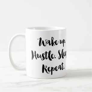 Despierte la taza del té del café de la repetición